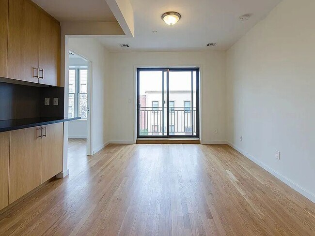 Foto del edificio - 261 Eckford St