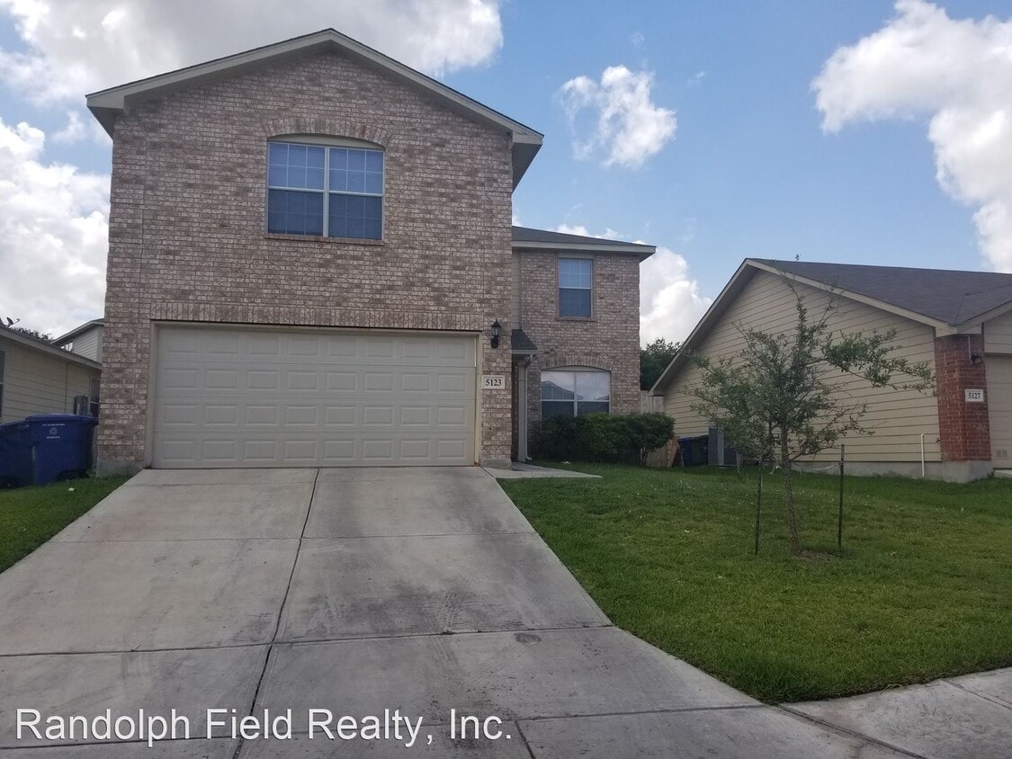 Primary Photo - 4 br, 3 bath House - 5123 FOUNTAIN HILL