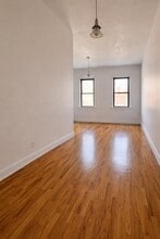 Building Photo - 163 Christopher Columbus Dr