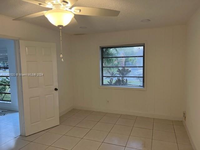 Foto del edificio - 6620 NW 24th Ct