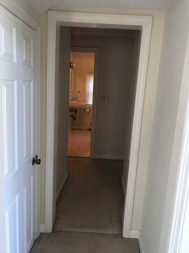 Photo - 206 North Rd Townhome