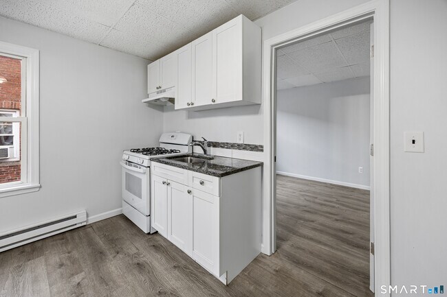 Foto del edificio - 70 Center St