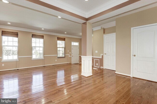 Building Photo - 20076 Northville Hills Terrace