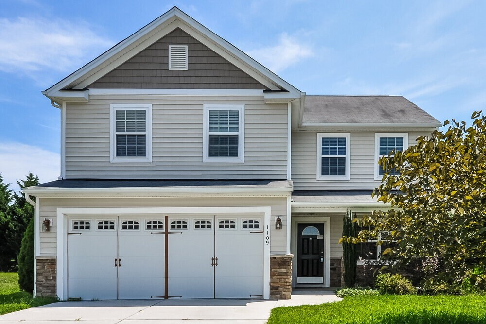 Foto principal - 1109 Braemar Highland Dr