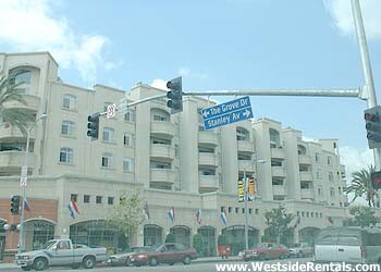 Foto principal - 7660 Beverly Blvd
