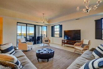 Building Photo - 10721 Mirasol Dr