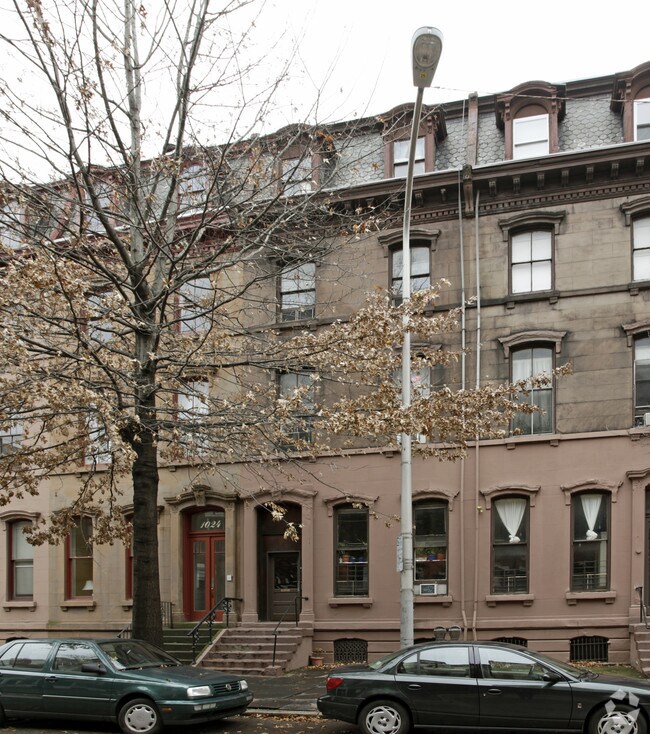 1026 Spruce St, Philadelphia, PA 19107 Apartments Philadelphia, PA