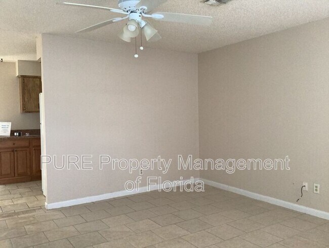 Foto del edificio - 1814 NE 17th St