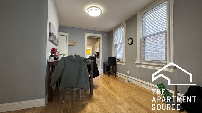 Foto del edificio - 2642 W Hirsch St