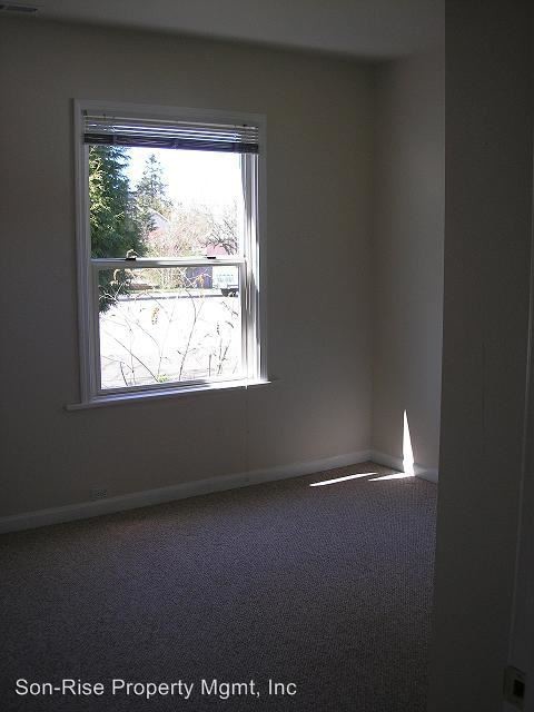 Foto del edificio - 3 br, 1.5 bath House - 1374 Mitchell Ave