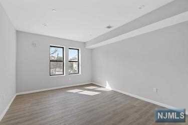 Building Photo - 118 2nd