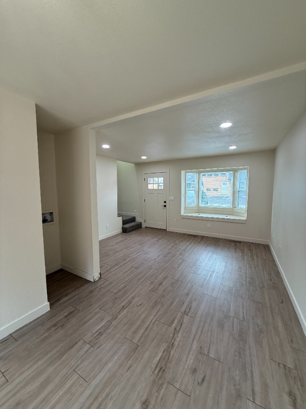 Building Photo - 1618 Banyan Dr