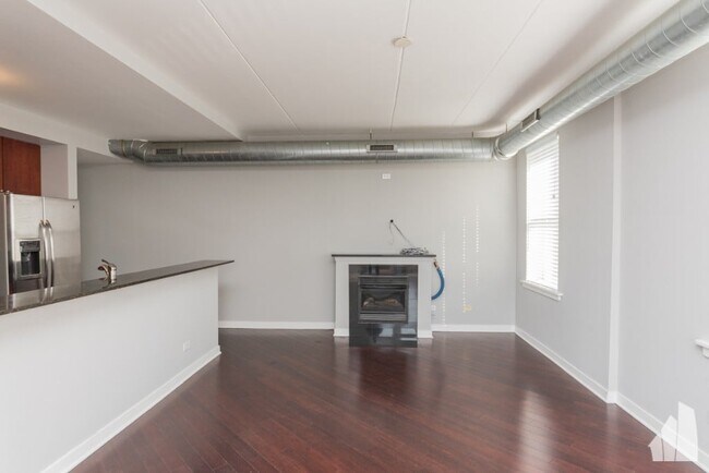Foto del edificio - 3550 W Montrose Ave