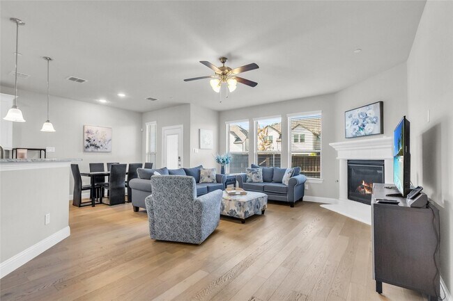 Foto del edificio - 2953 Galveston St