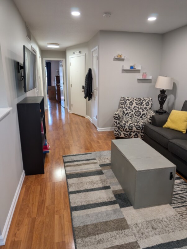 Foto del edificio - 7314 W 110th St