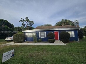 Building Photo - 15138 Harrison Rd