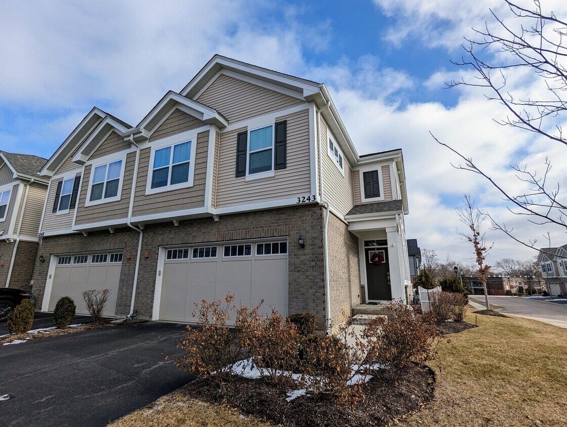 Foto principal - 3243 N Heritage Ln