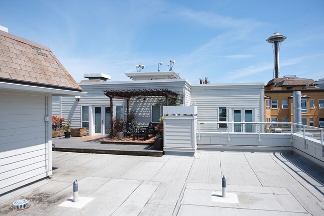 Building Photo - Great Condo For Rent