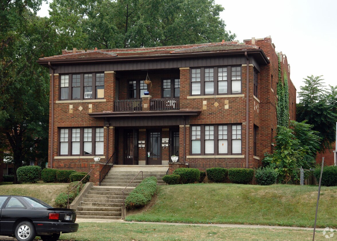 Primary Photo - 355 5th Ave