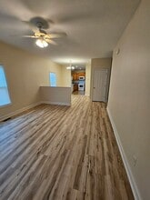 Building Photo - 3050 Pauline Ln