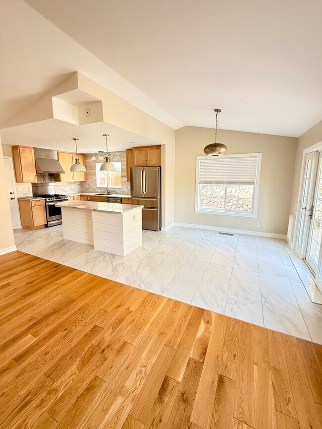 Foto del edificio - Beautiful 3 Bedroom Home in Northwest Reno