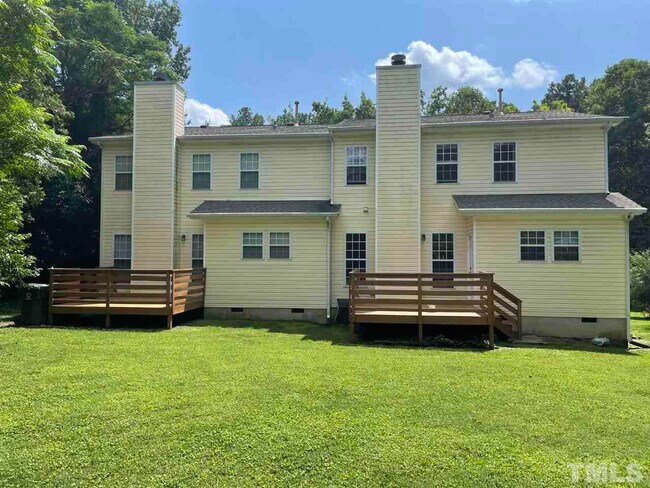 Foto del edificio - Room in Duplex on Lundy Dr