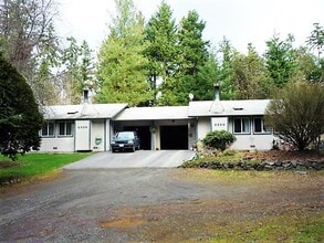 Building Photo - 8856-8858 Tracyton Blvd NW