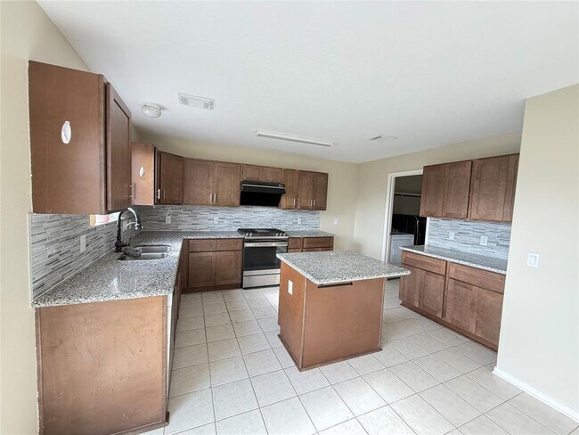 Foto del edificio - 2642 Eldridge Park Way