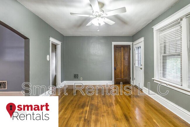 Building Photo - 3763 Keokuk St