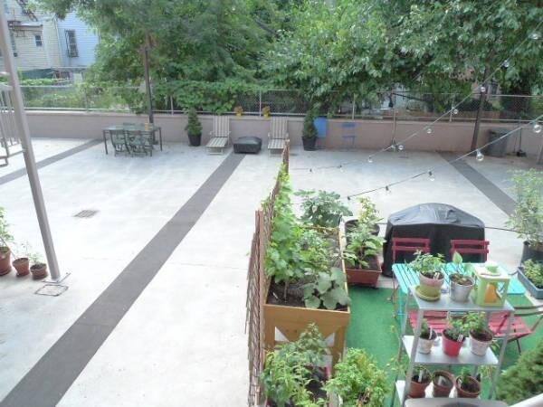 Primary Photo - 74 Grand Ave