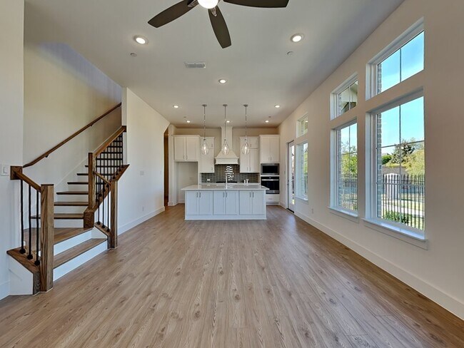 Building Photo - 4221 Reeder Ridge Way