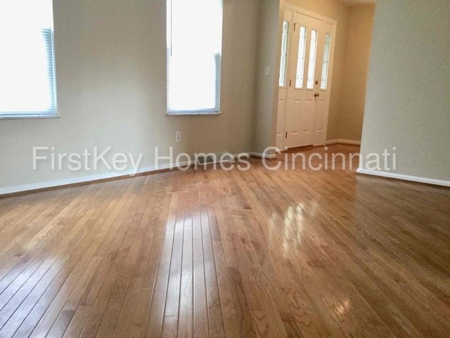 Building Photo - 1716 Eastwind Ct