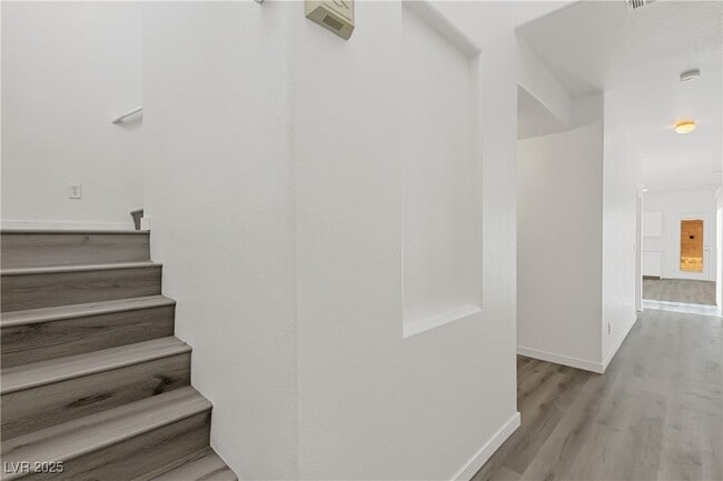 Building Photo - 3544 Terneza Ave