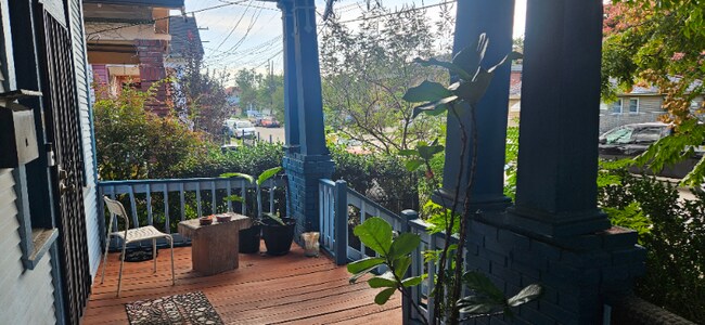 Foto del edificio - 1239 France St