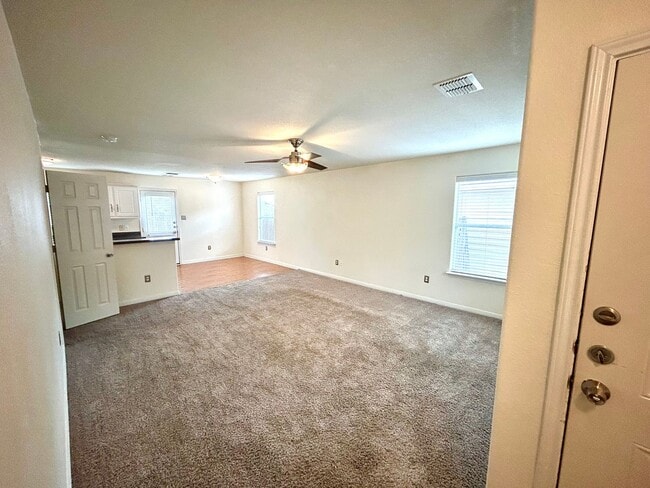Building Photo - Bright & Beautiful Two-Story Home With NEW CARPET and Fenced Backyard!
