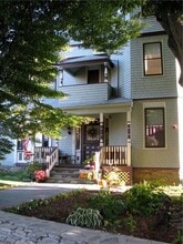 Building Photo - 38 Rhode Island Ave