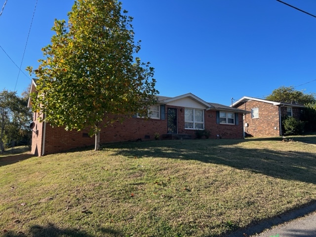 Front left side of house - 3809 Dubois Dr