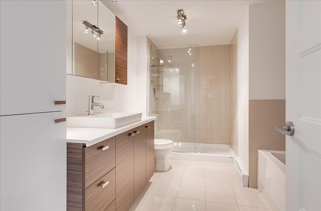 Building Photo - Les Belvédères sur le Fleuve Beauport Apartments