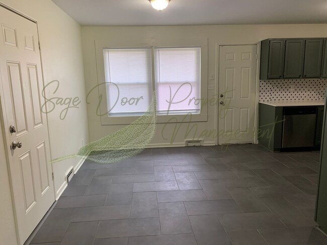 Building Photo - SUPER CUTE UPDATES!!!