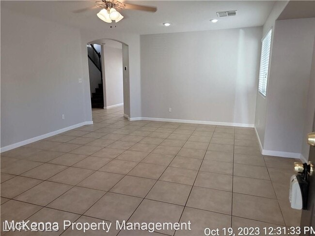 Building Photo - 3 br, 2.5 bath House - 75 Aldarra Canyon Ave