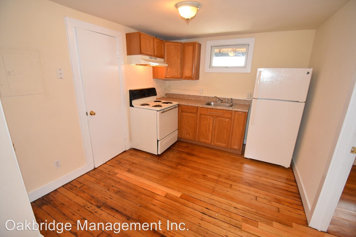 Foto principal - 469 Howe Ave