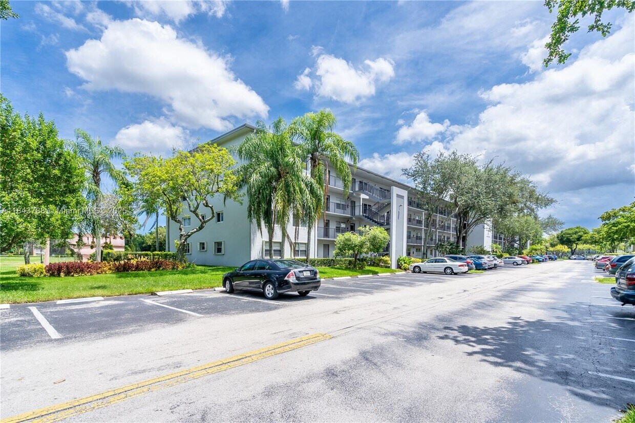Foto principal - 101 SW 132nd Way