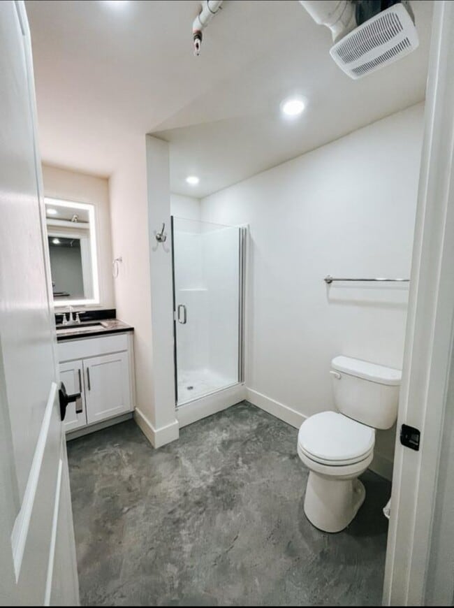 Photo - Happy Holler Apartment