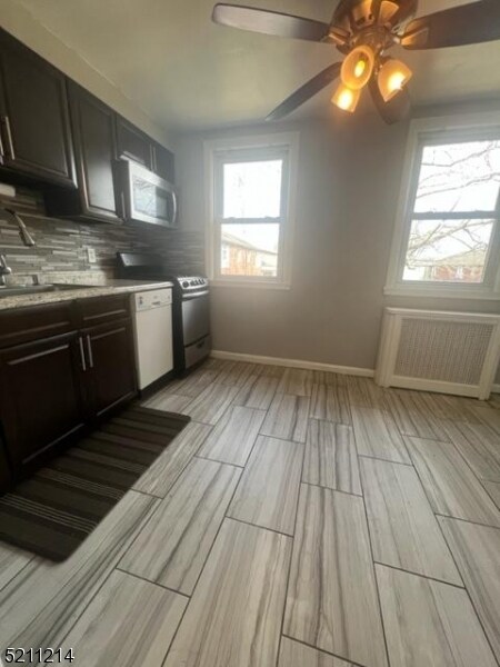 Foto del edificio - 1705 N Wood Ave