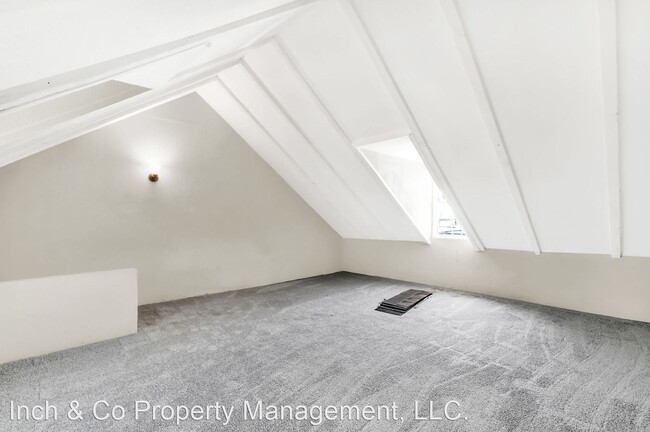 Building Photo - 3 br, 1 bath House - 620 Edison Street
