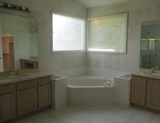 Building Photo - 12626 Butler Bay Ct