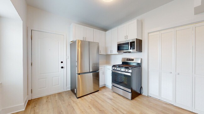 Foto del edificio - 2700 W Cermak Rd