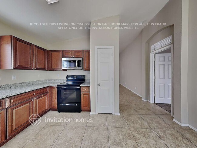 Foto del edificio - 2325 W Hayden Peak Dr