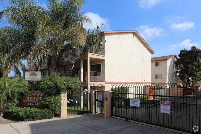 Building Photo - Casa Sierra