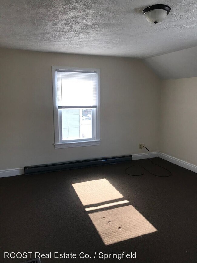 Foto del edificio - 2 br, 1 bath Apartment - 712 Rodgers Drive
